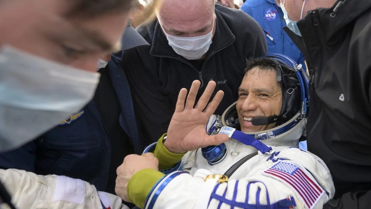 El astronauta Frank Rubio regresó a la Tierra después de permanecer más de un año en el espacio