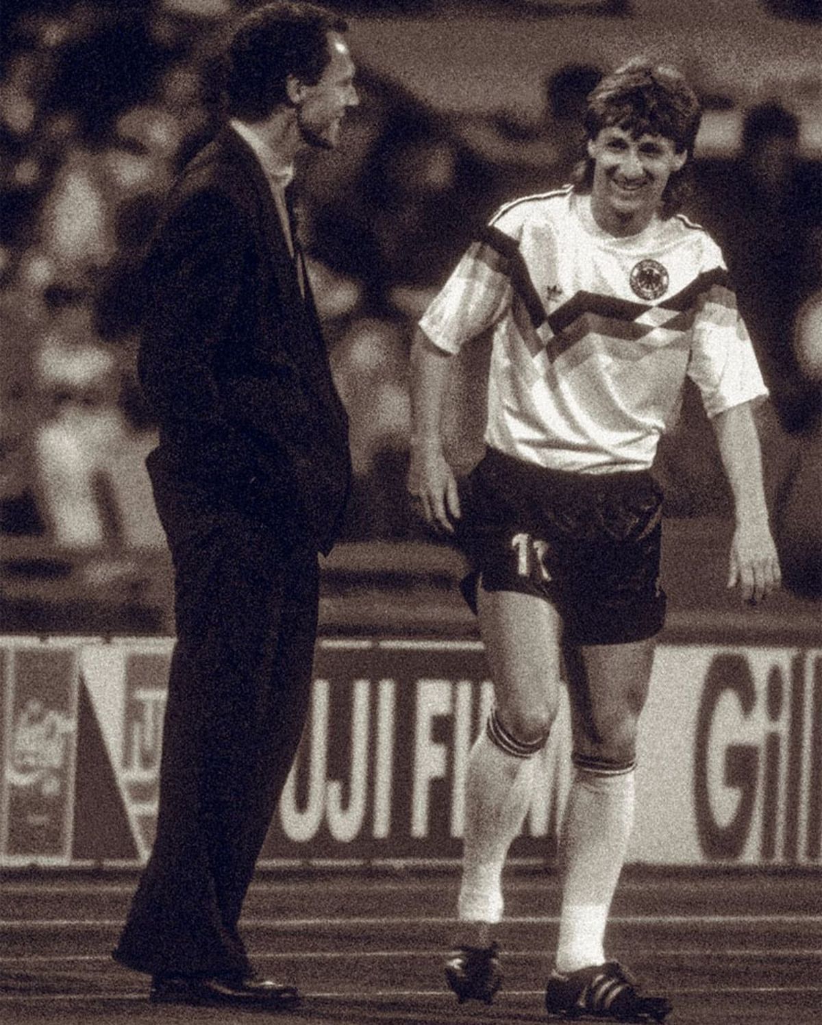 Franz Beckenbauer y Frank Mill.
