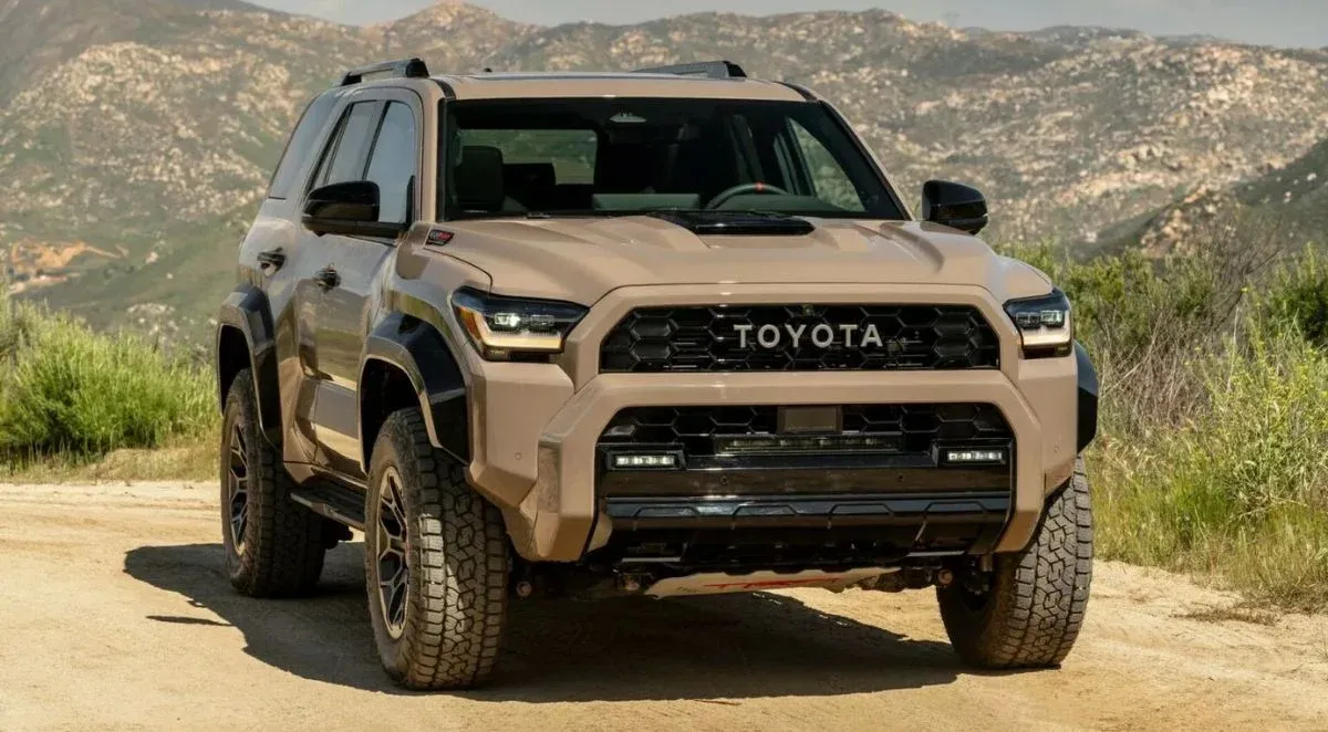 La Toyota 4Runner, una verdadera bestia off road. La Toyota 4Runner, una verdadera bestia off road.
