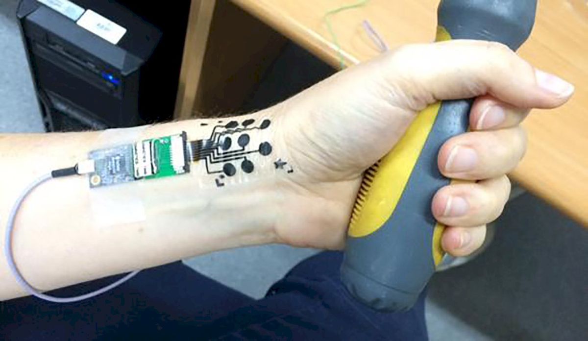 Tatuajes electrónicos: la novedosa tecnología que reemplazará a los celulares, según Bill Gates Tatuajes electrónicos: la novedosa tecnología que reemplazará a los celulares, según Bill Gates