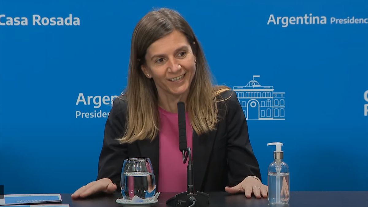 Fernanda Raverta anunció un aumento en las asignaciones familiares desde este mes.