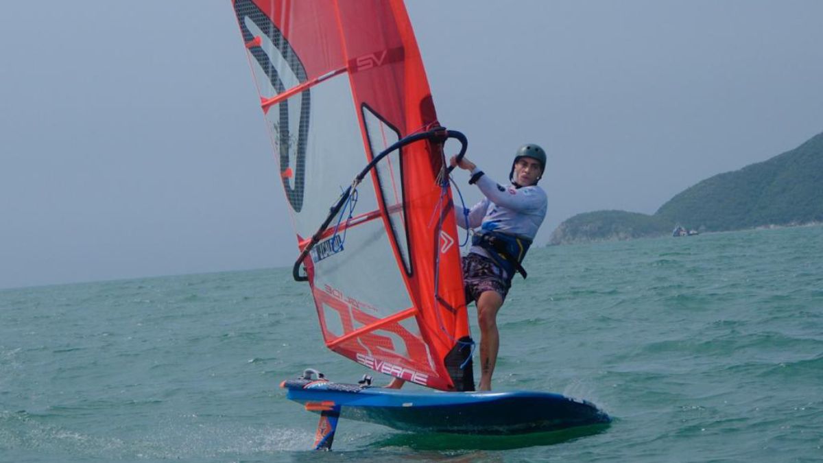 Mendocino destacado: Juan Ignacio Caleau integra en equipo argentino de windsurf y sueña con participar en los Juego Olímpicos de Los Ángeles 2028.