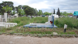 Santiago del Estero. Una mujer de 29 años se suicidó en la tumba de su padre. Santiago del Estero. Una mujer de 29 años se suicidó en la tumba de su padre.
