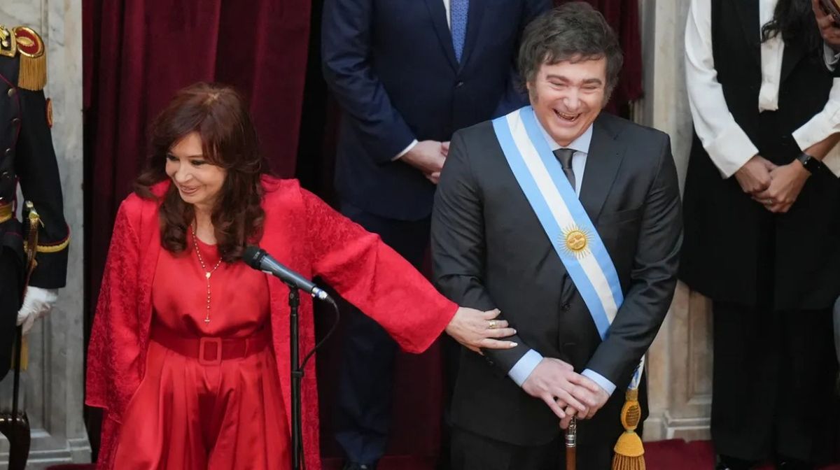 Cristina Kirchner y Javier Milei. Fuertes críticas del Gobierno al Senado por Ficha Limpia.