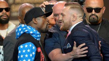Mayweather le pegó muy duro a McGregor