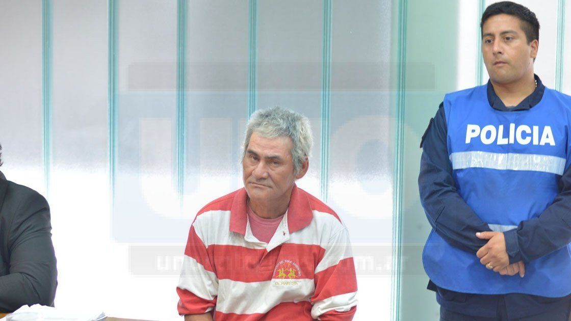 Una testigo escuchó que a Alejandro Comas lo mataron entre 20 personas