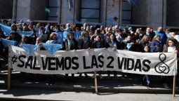 Pañuelazo celeste en los Tribunales provinciales