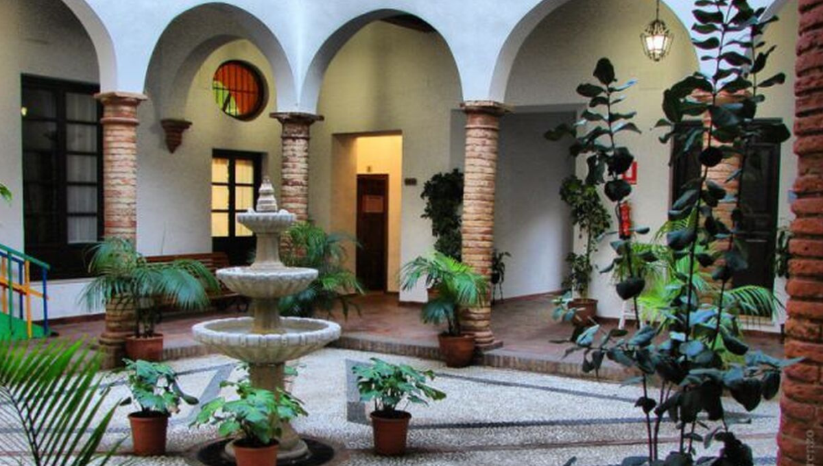 Actualmente, este sitio es visitado poco por el turismo y utilizado con fines administrativos en España