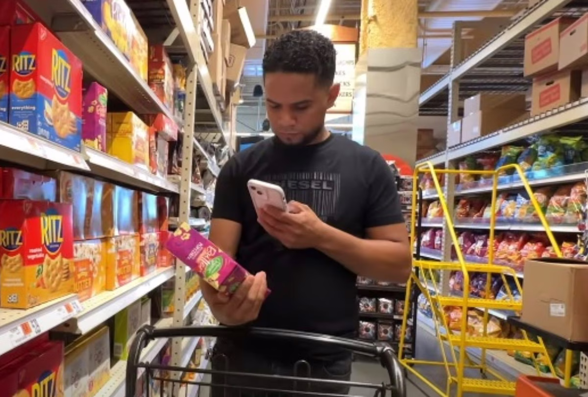 Cuando el bolsillo aprieta, Walmart se convierte en una excelente opción para cuidar el presupuesto. Cuando el bolsillo aprieta, Walmart se convierte en una excelente opción para cuidar el presupuesto.