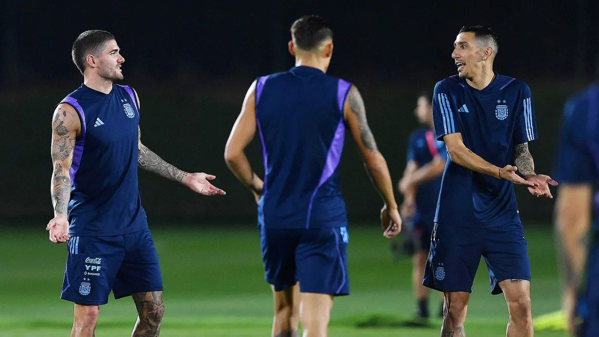Rodrigo De Paul y Ángel Di María podrían jugar de arranque en la Selección argentina ante Croacia, por las semifinales del Mundial Qatar 2022.
