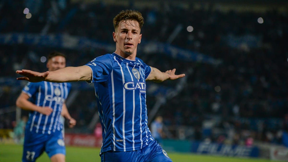 Tadeo Allende y su festejo en el gol ante Aldosivi. Tadeo Allende y su festejo en el gol ante Aldosivi.