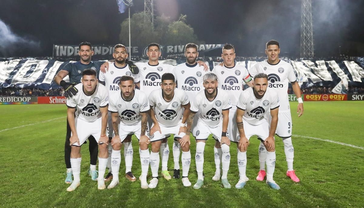 Independiente Rivadavia se prepara para jugar el próximo domingo ante Racing en Córdoba. Independiente Rivadavia se prepara para jugar el próximo domingo ante Racing en Córdoba.