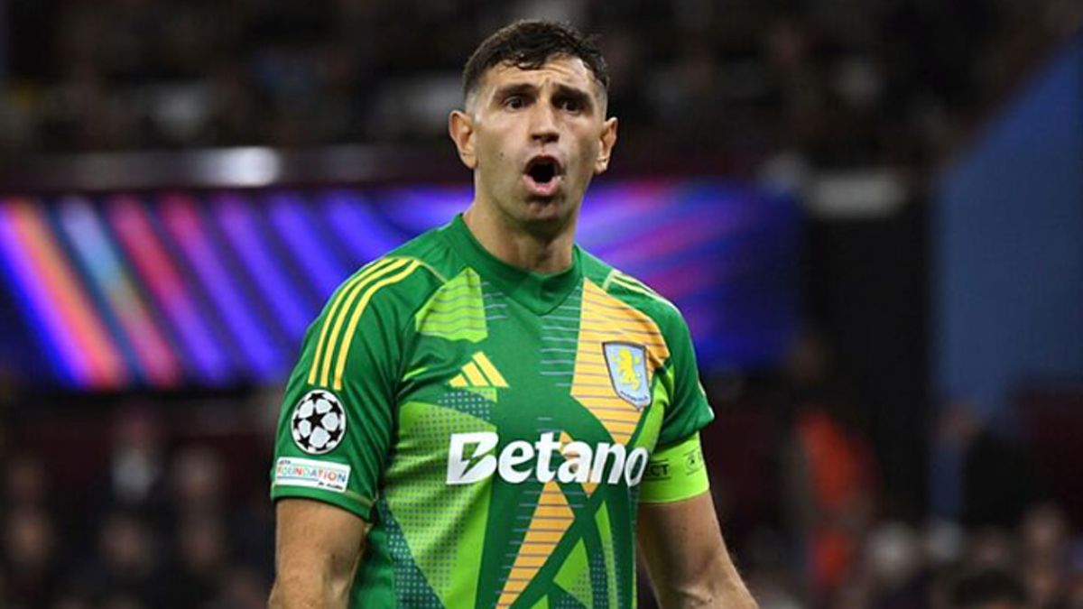 Dibu Martínez y el Aston Villa siguen soñando en la Champions.