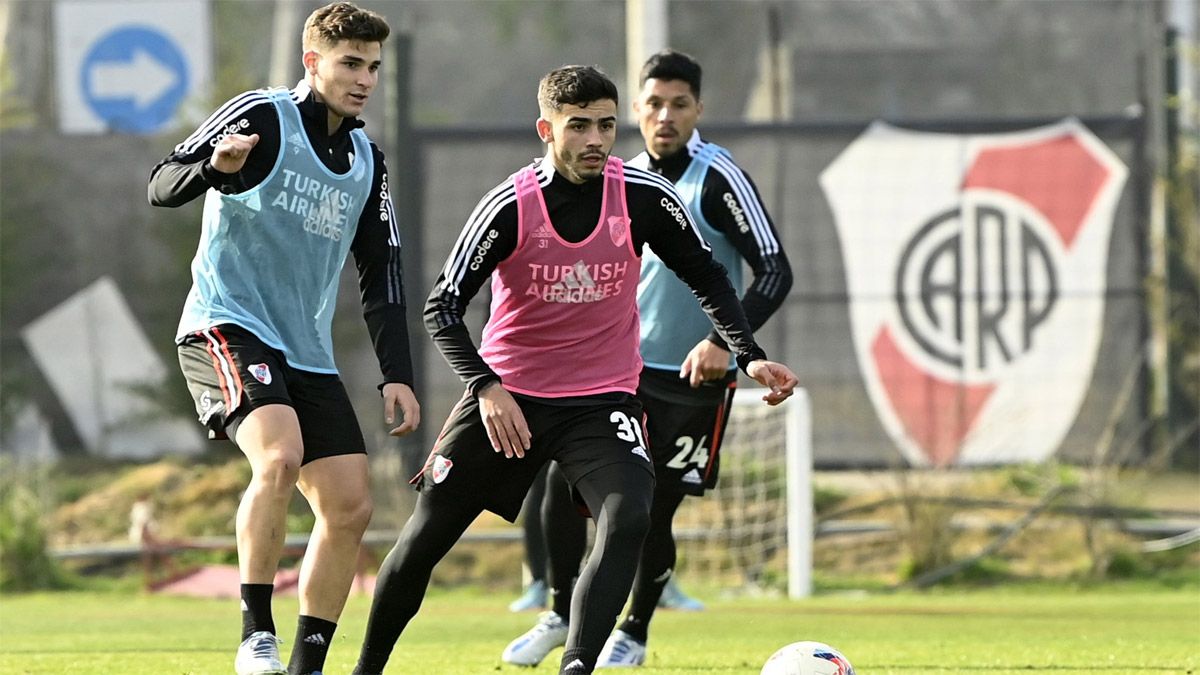 En el Monumental, River Plate intentará ganar en su segunda presentación en la Liga Profesional, ante Atlético Tucumán.