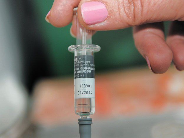 Por el otoño, recomendaron vacunarse contra la gripe