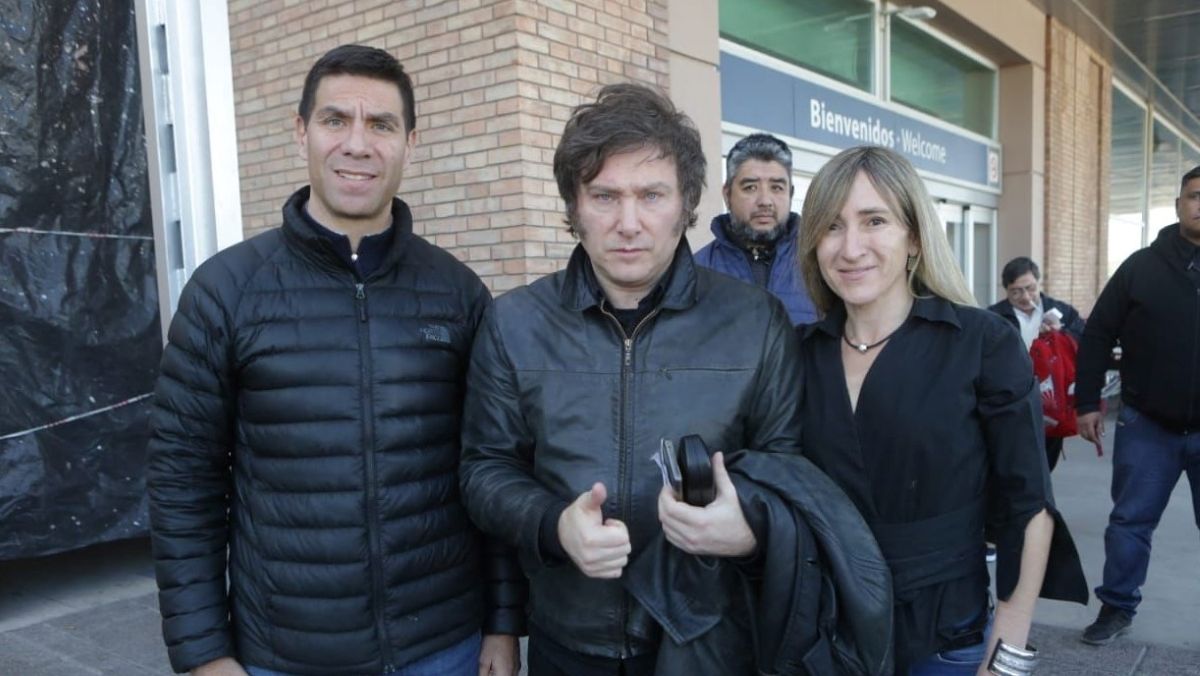 Dos de los diputados que Milei logró para el Congreso son del PD: Mercedes Llano y Facundo Correa Llano. Dos de los diputados que Milei logró para el Congreso son del PD: Mercedes Llano y Facundo Correa Llano.