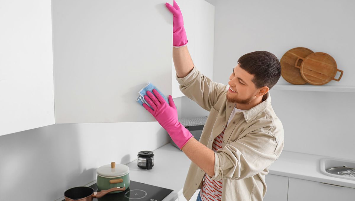 Dejar de lado la limpieza de la alacena puede ser un problema. Dejar de lado la limpieza de la alacena puede ser un problema. 