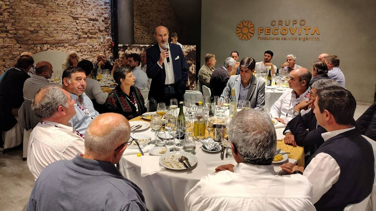 El ministro de Producción, Rodolfo Vargas Arizu, aseguró que "si Fecovita está bien, Mendoza está bien". El ministro de Producción, Rodolfo Vargas Arizu, aseguró que "si Fecovita está bien, Mendoza está bien".