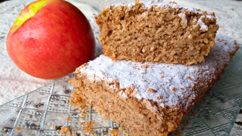 Sin harina ni azúcar y para bajar de peso: el budín de manzana en la licuadora para sumar a la dieta Sin harina ni azúcar y para bajar de peso: el budín de manzana en la licuadora para sumar a la dieta
