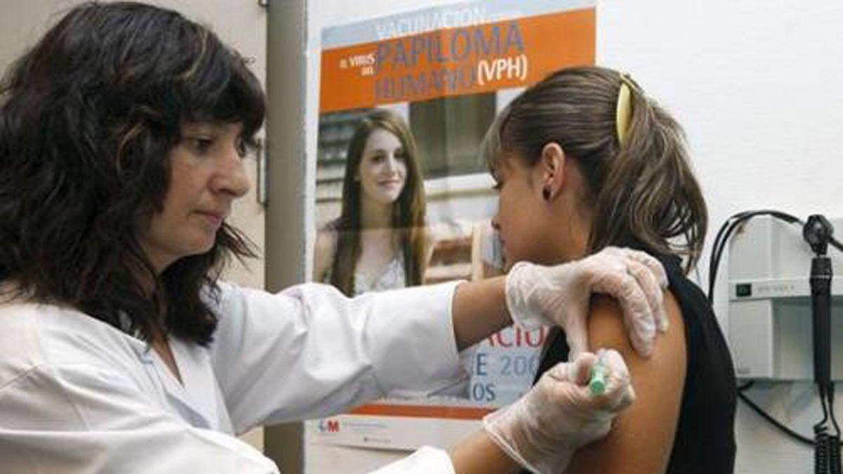 Vacunación en Mendoza: sigue la inoculación a docentes con la segunda dosis 