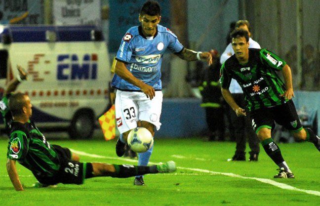 Belgrano y San Martín (SJ) igualaron en el show del penal