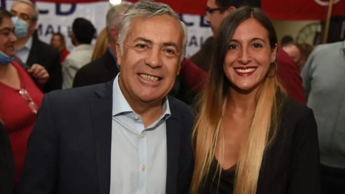 Alfredo Cornejo junto a la edila de Guaymallén, Juana Allende. Alfredo Cornejo junto a la edila de Guaymallén, Juana Allende.