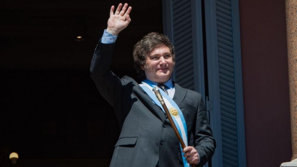 Desde su toma de posesión en diciembre, el gobierno de Milei ha emitido mensajes contradictorios sobre las relaciones con China, con sus posturas personales con frecuencia agresivas equilibradas por el lenguaje más diplomático de los ministros en reuniones bilaterales (Imagen: Florencia Martin / Alamy) Desde su toma de posesión en diciembre, el gobierno de Milei ha emitido mensajes contradictorios sobre las relaciones con China, con sus posturas personales con frecuencia agresivas equilibradas por el lenguaje más diplomático de los ministros en reuniones bilaterales (Imagen: Florencia Martin / Alamy)