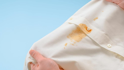 Dile adiós a las manchas difíciles de la ropa y el sofá con este producto limpieza de Mercadona