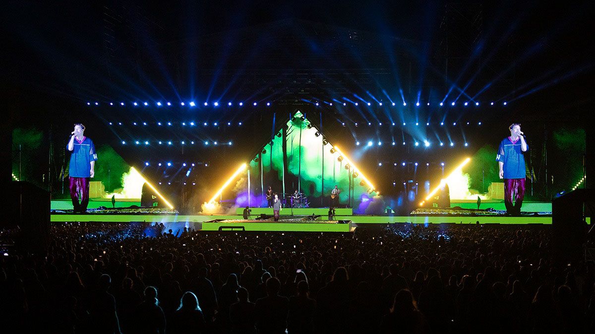 Escenario, pantalla y luces fueron imponentes. Escenario, pantalla y luces fueron imponentes.