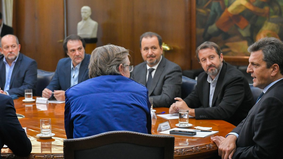 Sergio Massa se reunió esta semana con directivos de la COVIAR. También estuvieron funcionarios de Turismo.