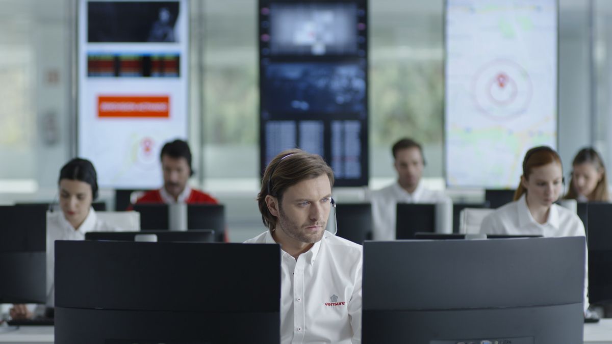 El sistema PreSense™ combina dispositivos avanzados de detección con la experiencia de un equipo profesional altamente cualificado. El sistema PreSense™ combina dispositivos avanzados de detección con la experiencia de un equipo profesional altamente cualificado.