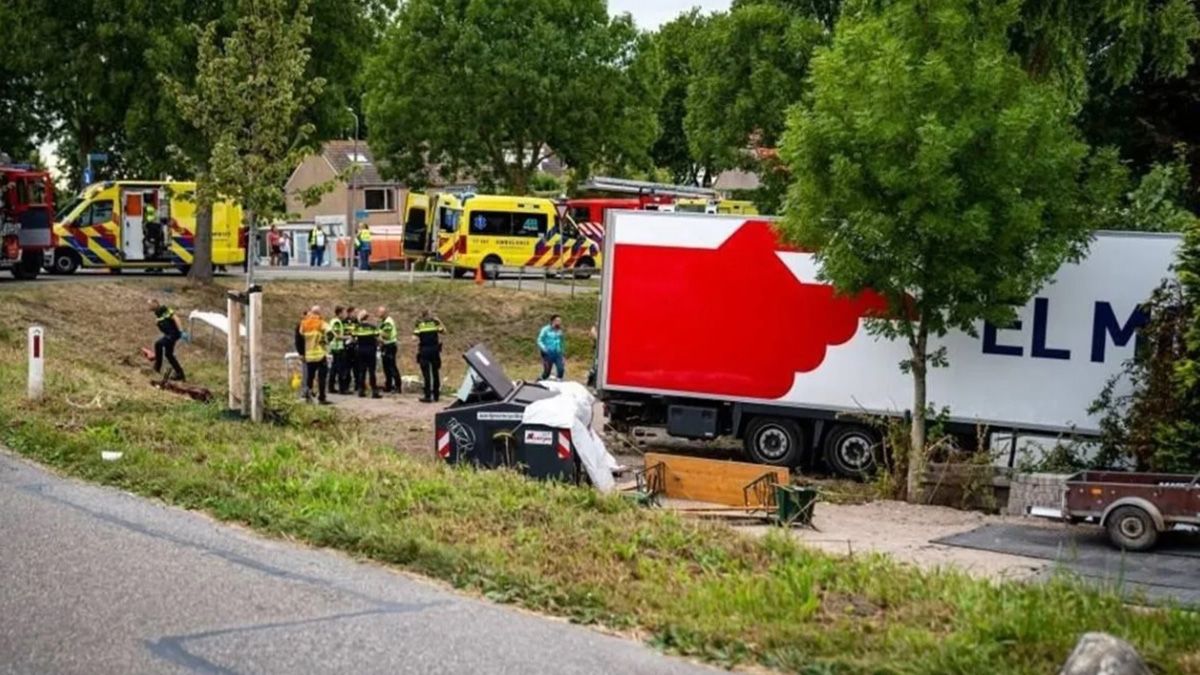 Tragedia en Róterdam. Seis personas murieron atropelladas por un camión durante una fiesta