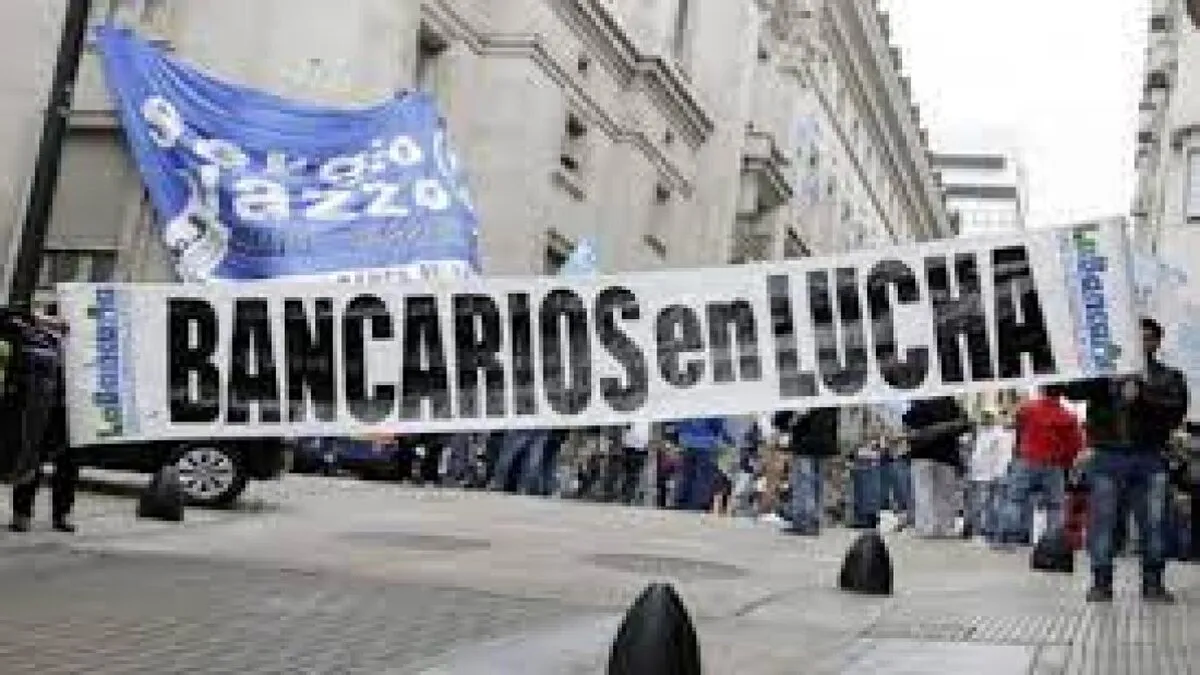 PARO general de la CGT: ¿hay BANCOS este JUEVES 9 de mayo? (Foto: NA).