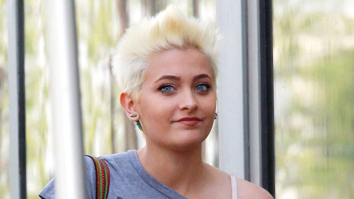 Paris Jackson utiliza sus 23 tatuajes para esconder cicatrices y su pasado