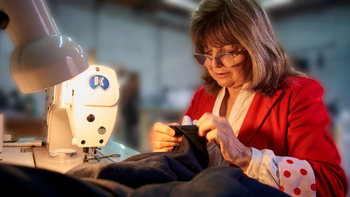 Presonaje destacado: Olga Illuminati, una mujer que brilla en un oficio que siempre fue reservado por hombres: la sastrería.