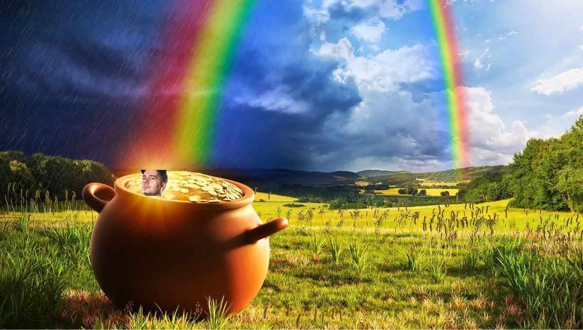 Otra de las historias que giran al rededor del arcoíris cuenta que quien encuentra su final, encontrará oro. Otra de las historias que giran al rededor del arcoíris cuenta que quien encuentra su final, encontrará oro.