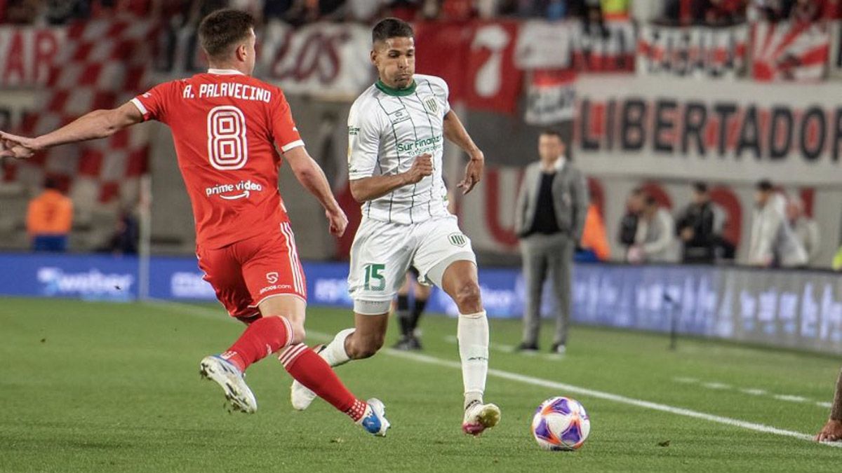 River y Banfield se medirán este miércoles, por semifinales del Trofeo de Campeones.