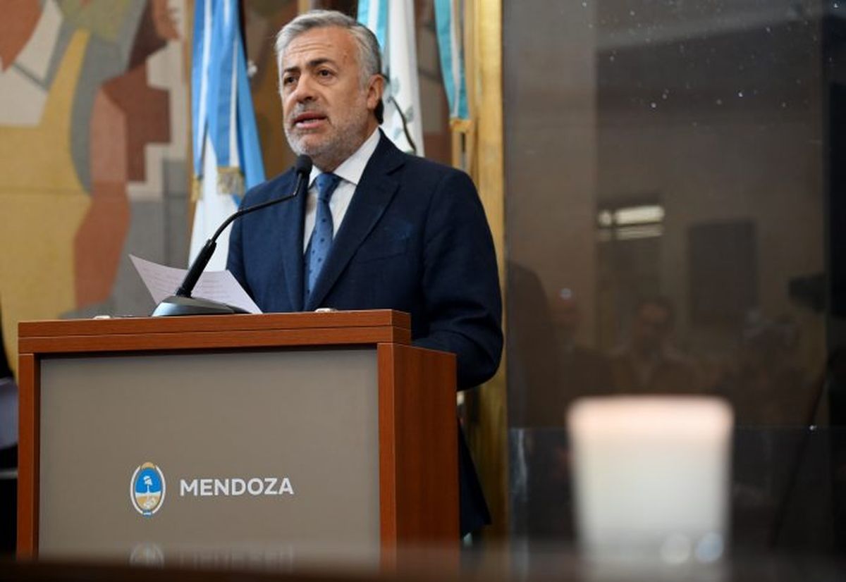 Alfredo Cornejo mantiene una actitud colaborativa con el Presidente. Alfredo Cornejo mantiene una actitud colaborativa con el Presidente.