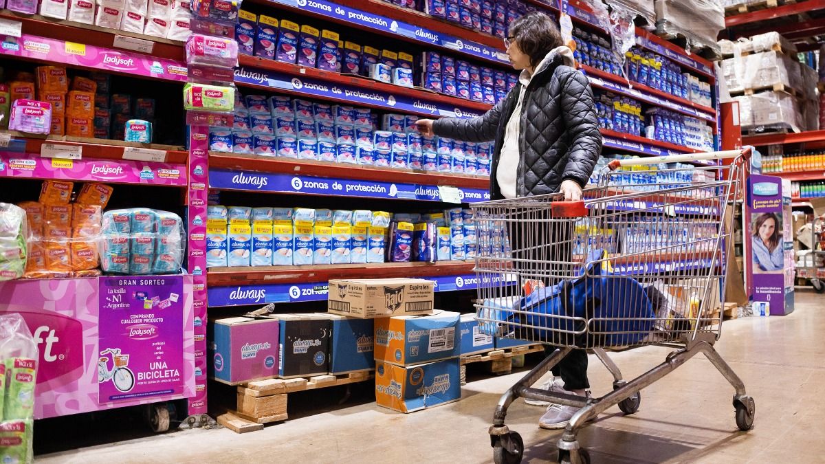 La baja de la inflación se debe a que la oferta monetaria ha subido muy poquito frente a una demanda de dinero que no remonta. La baja de la inflación se debe a que la oferta monetaria ha subido muy poquito frente a una demanda de dinero que no remonta.