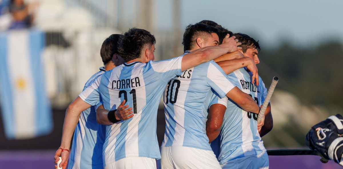 Los Leoncitos lograron el oro en hockey sobre césped.