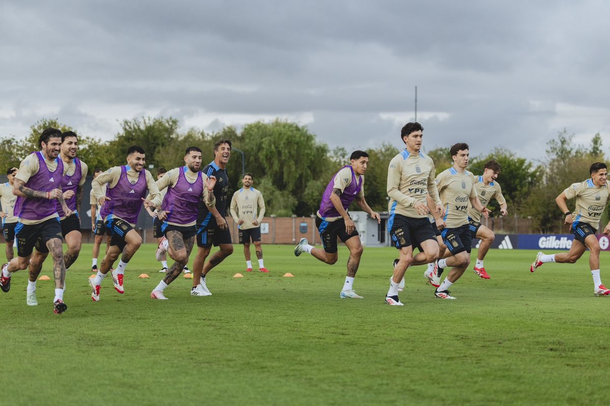 La Selección argentina se prepara con todo para recibir a Brasil en el Monumental.