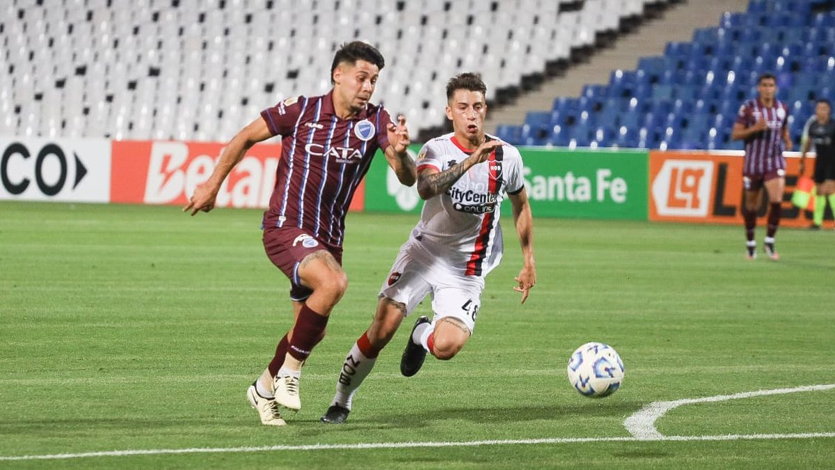 Nicolás Fernández volverá a ser titular tras cumplir su fecha de suspensión.