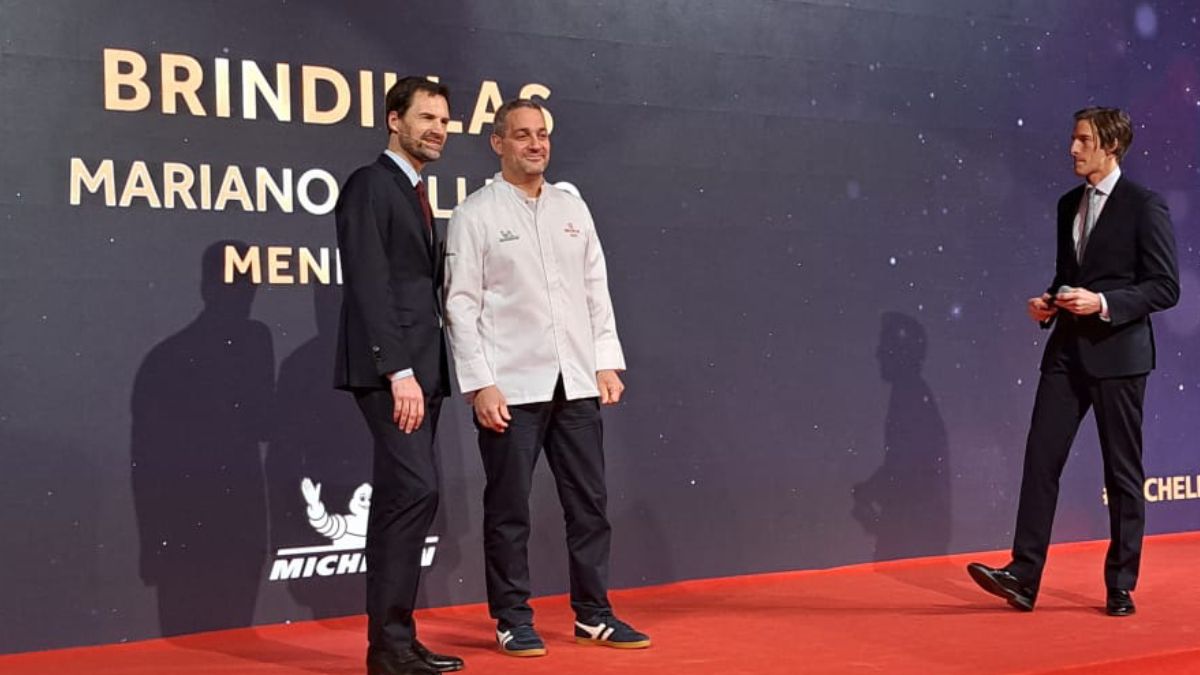 Mariano Gallego, de Brindillas al momento de conocer que ganó una estrella Michelin. Foto: Sara González. Mariano Gallego, de Brindillas al momento de conocer que ganó una estrella Michelin. Foto: Sara González.