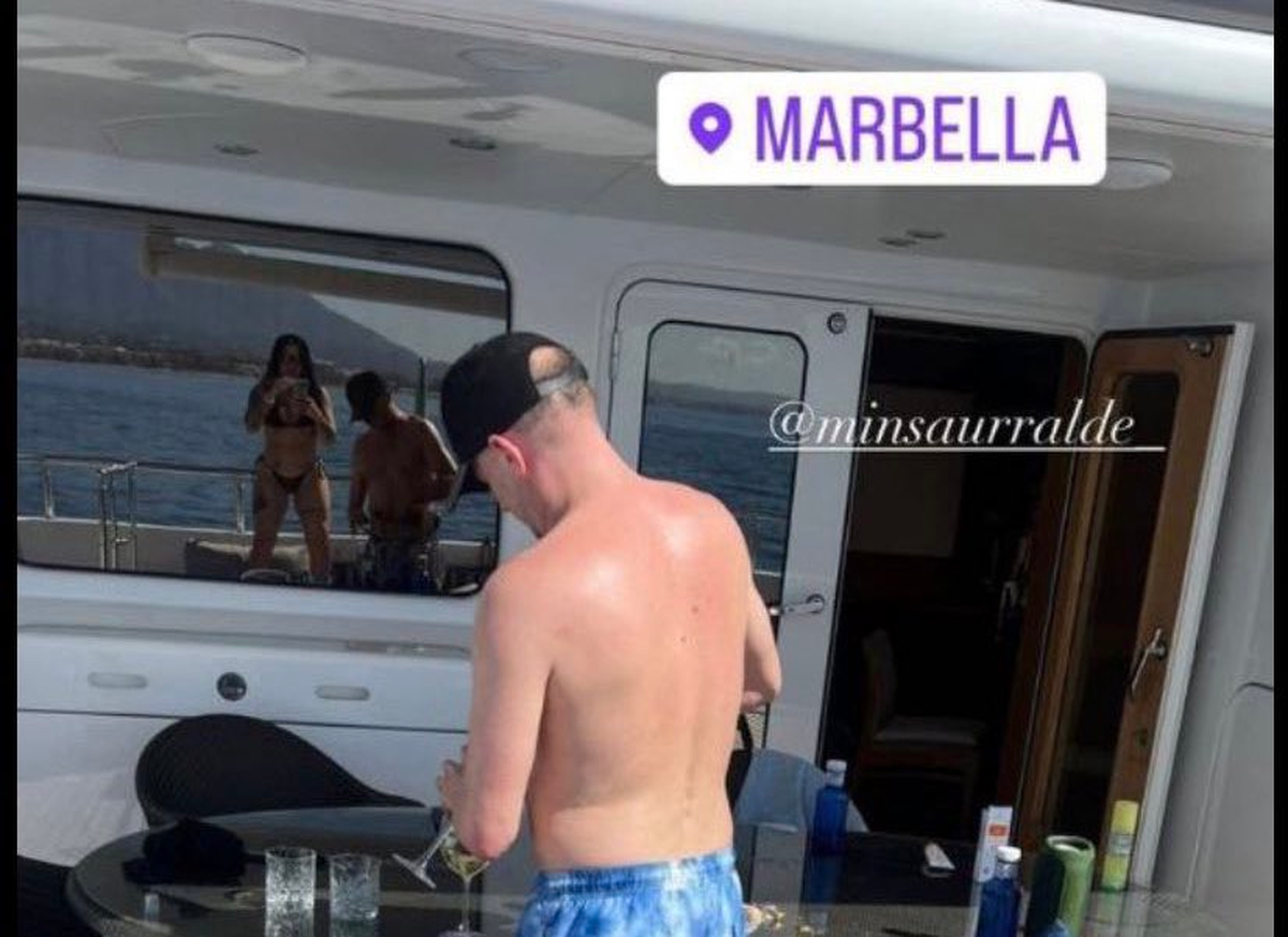 Martín Insaurralde fotogradiado por Sofía Clerici en Marbella. Martín Insaurralde fotogradiado por Sofía Clerici en Marbella.