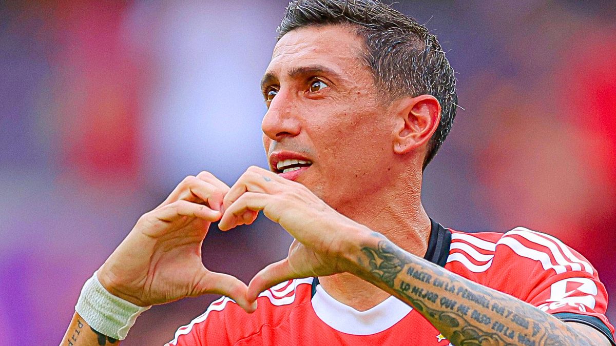 Di María hizo tres goles de penal.