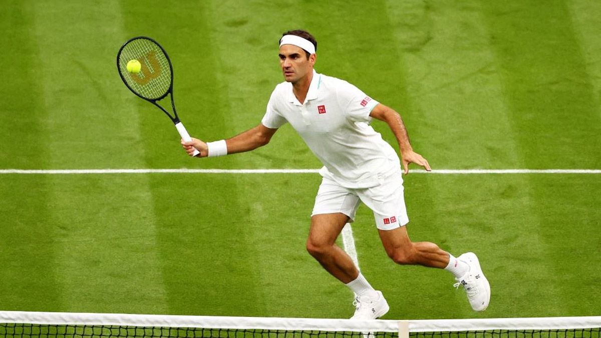 Federer y un repertorio de golpes magistrales en Wimbledon