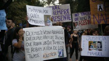 Un aprehendido tras incidentes al finalizar la marcha por Nahuel Vitali