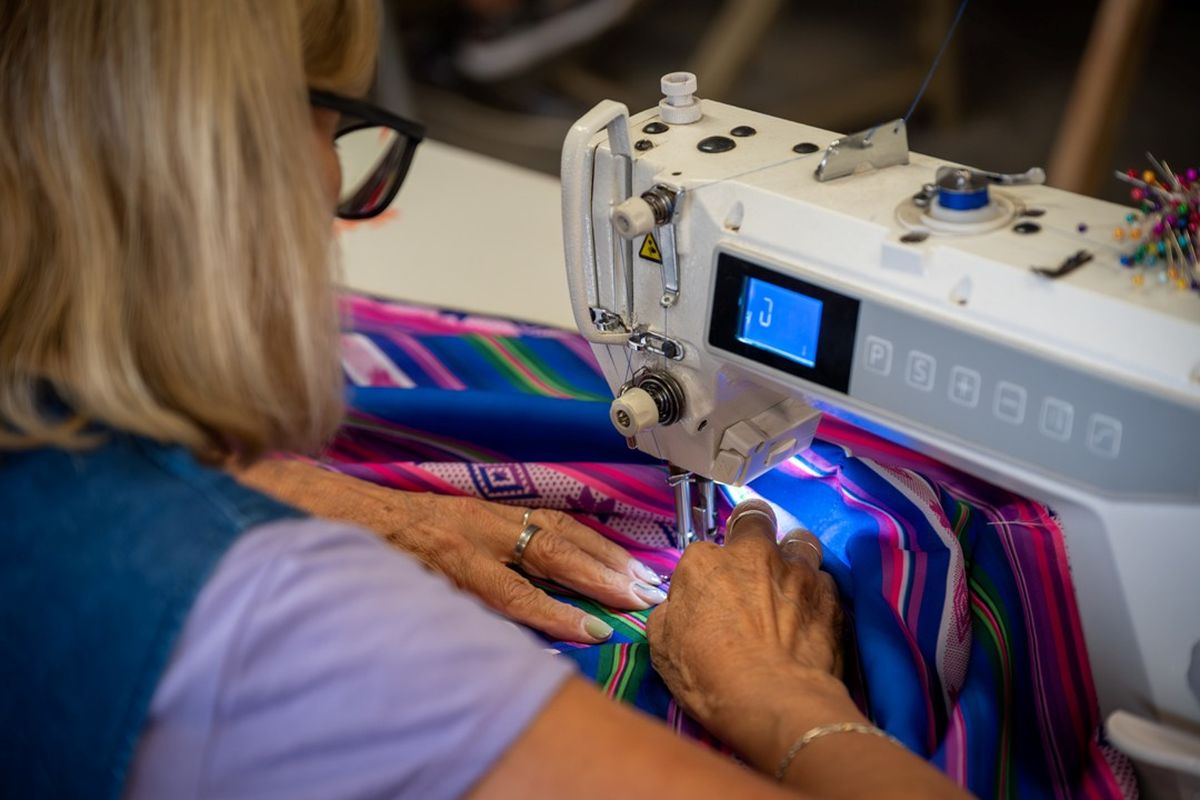 Muchas mujeres que no tenían un emprendimiento propio encontraron en el taller textil Muchas mujeres que no tenían un emprendimiento propio encontraron en el taller textil