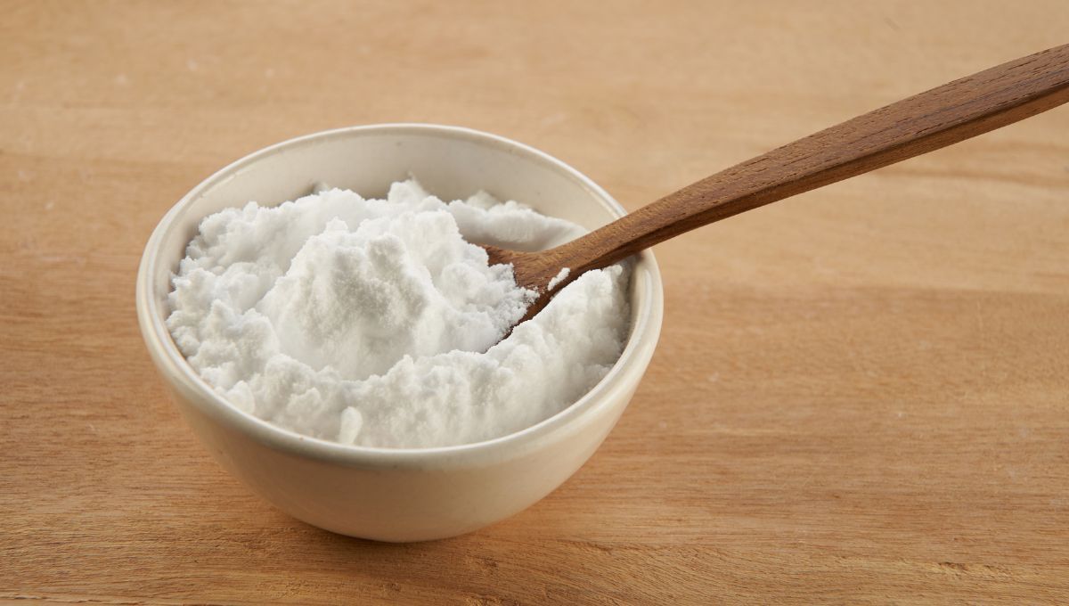 El bicarbonato de sodio tiene cientos de usos: se puede usar para cocinar, limpiar, para experimentos científicos, tratamientos de belleza y mucho más. El bicarbonato de sodio tiene cientos de usos: se puede usar para cocinar, limpiar, para experimentos científicos, tratamientos de belleza y mucho más.