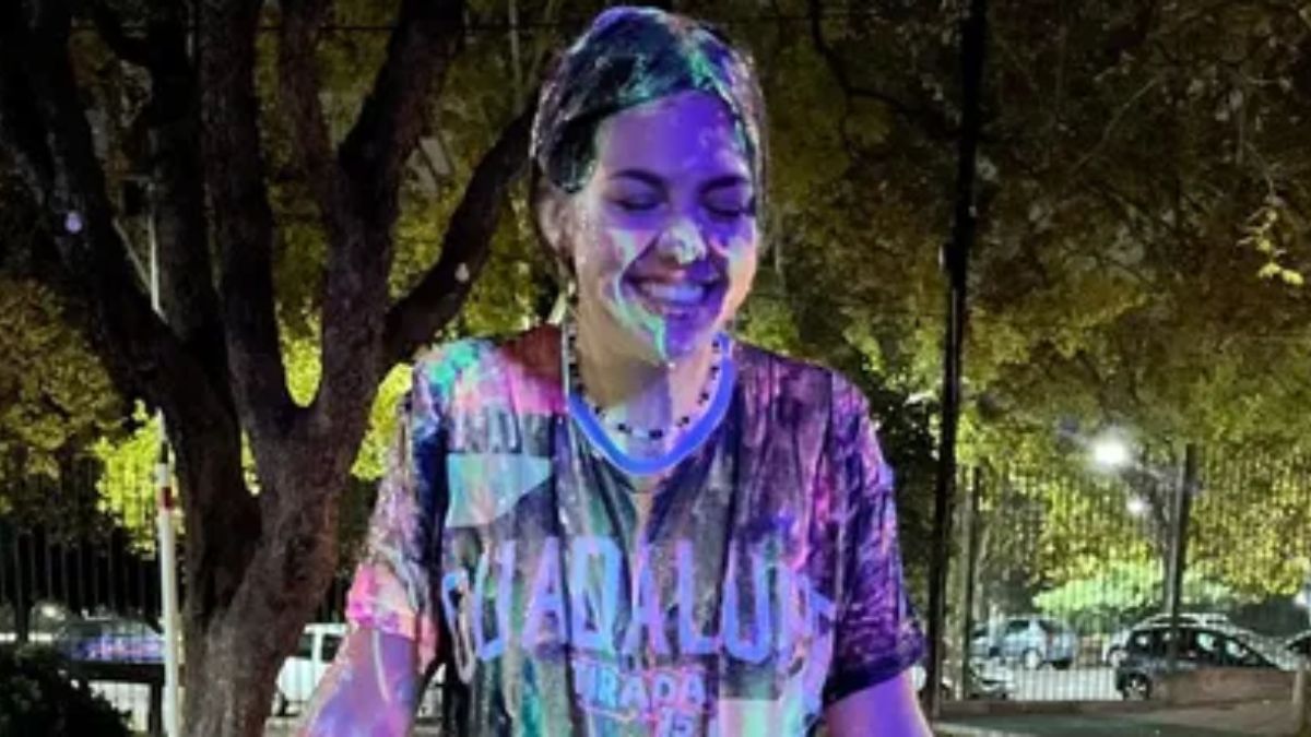 Hace una década apareció la tirada para celebrar el cumpleaños de 15 años. Hoy se perfecciona con cotillón flúor y música en vivo.